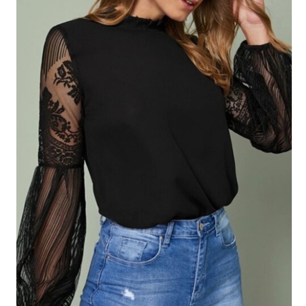 Black Lace Billow Sleeve Blouse
